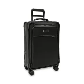 Briggs & Riley Baseline Essential 22" Carry-On Expandable Spinner