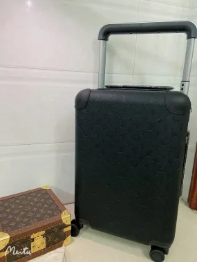 Louis Vuitton LV Monogram Horizon 55 Rolling Black Luggage Bag