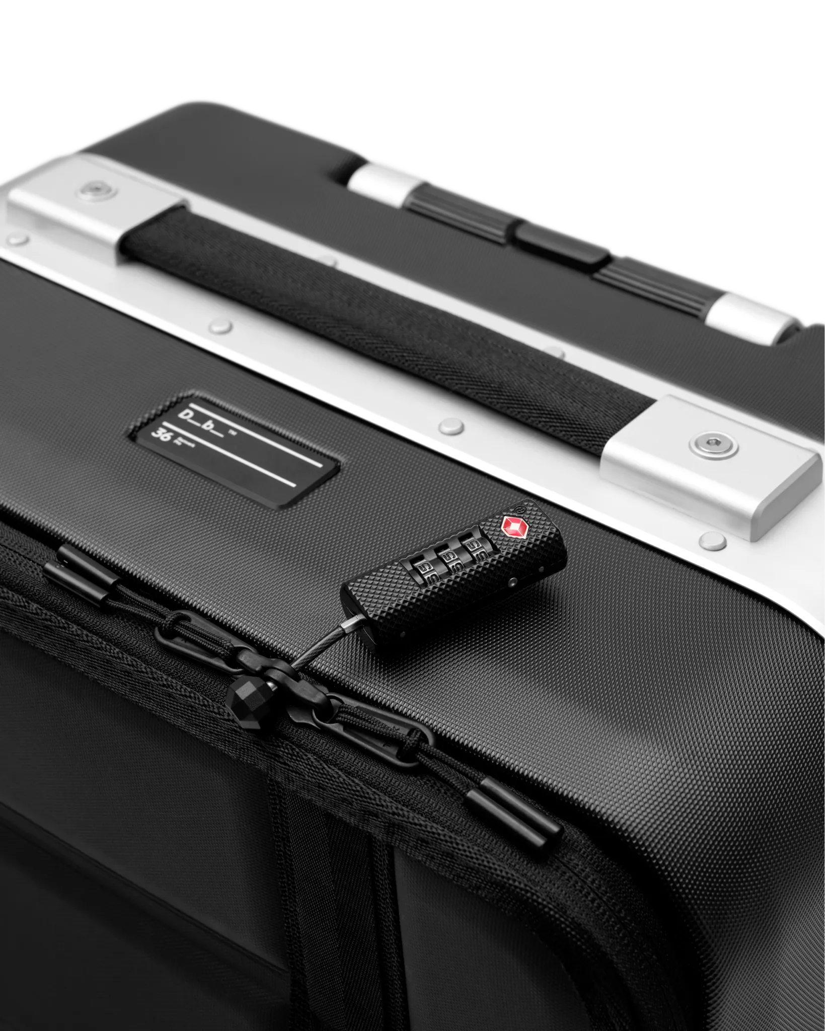 Ramverk Pro Front-access Carry-on Black Out