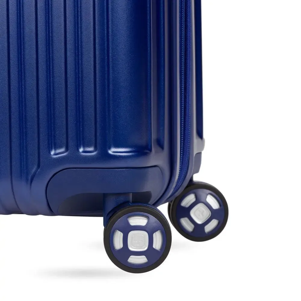 SWISSGEAR Ridge Hardside Carry On Suitcase Spinner Hardshell Luggage USB Port